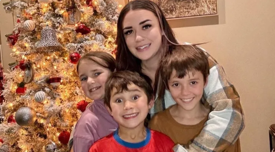 UPDATE: Washington mother and son snatched by ICE still incarcerated in Texas camp weeks&nbsp;later