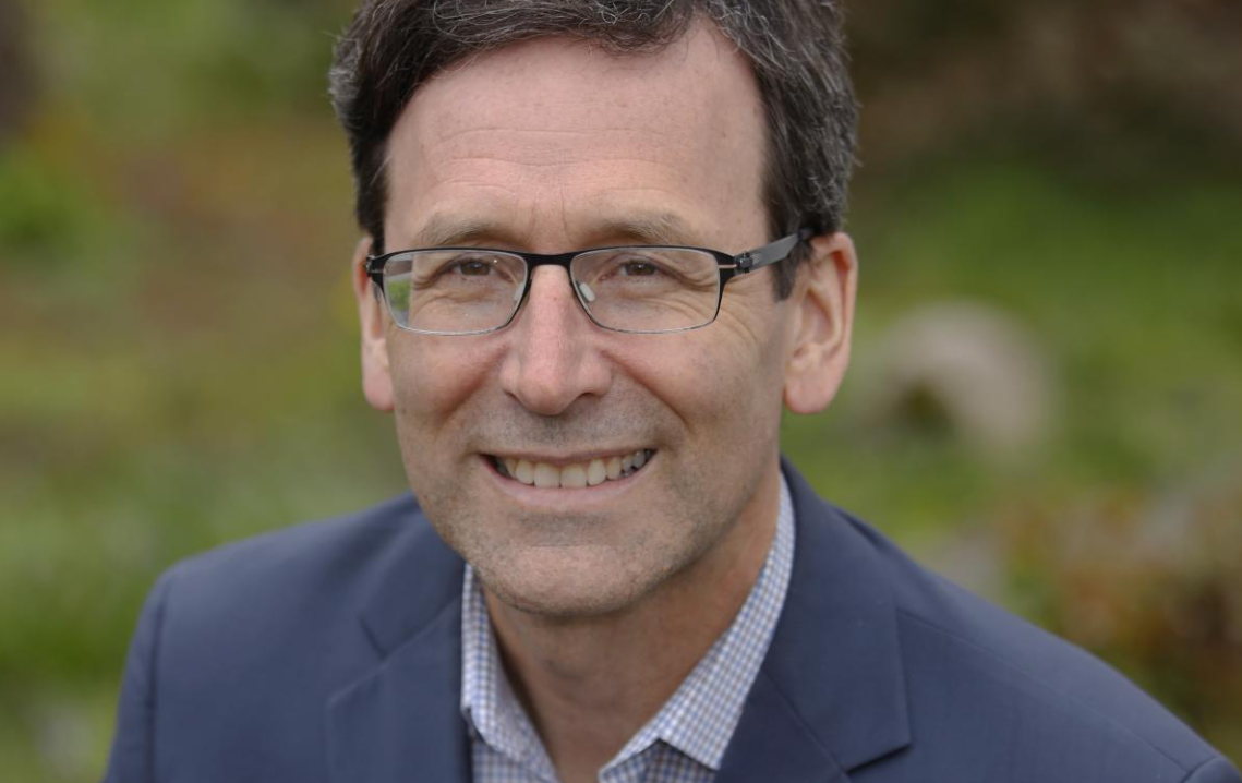 Gov. Bob Ferguson responds to two community petitions for safety from&nbsp;ICE