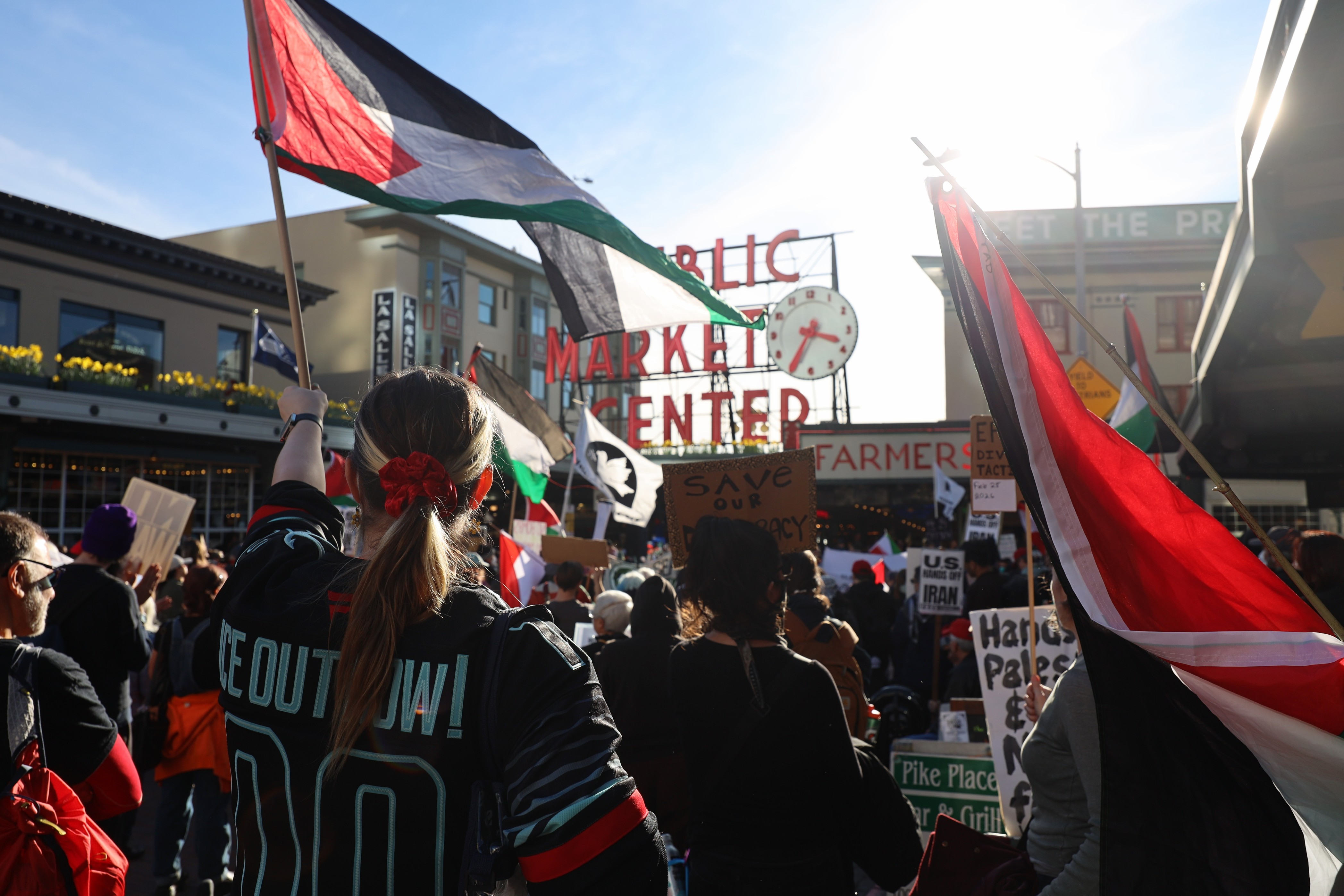 Hands Off Iran protest disrupts Pike Place Market’s Saturday&nbsp;happenings