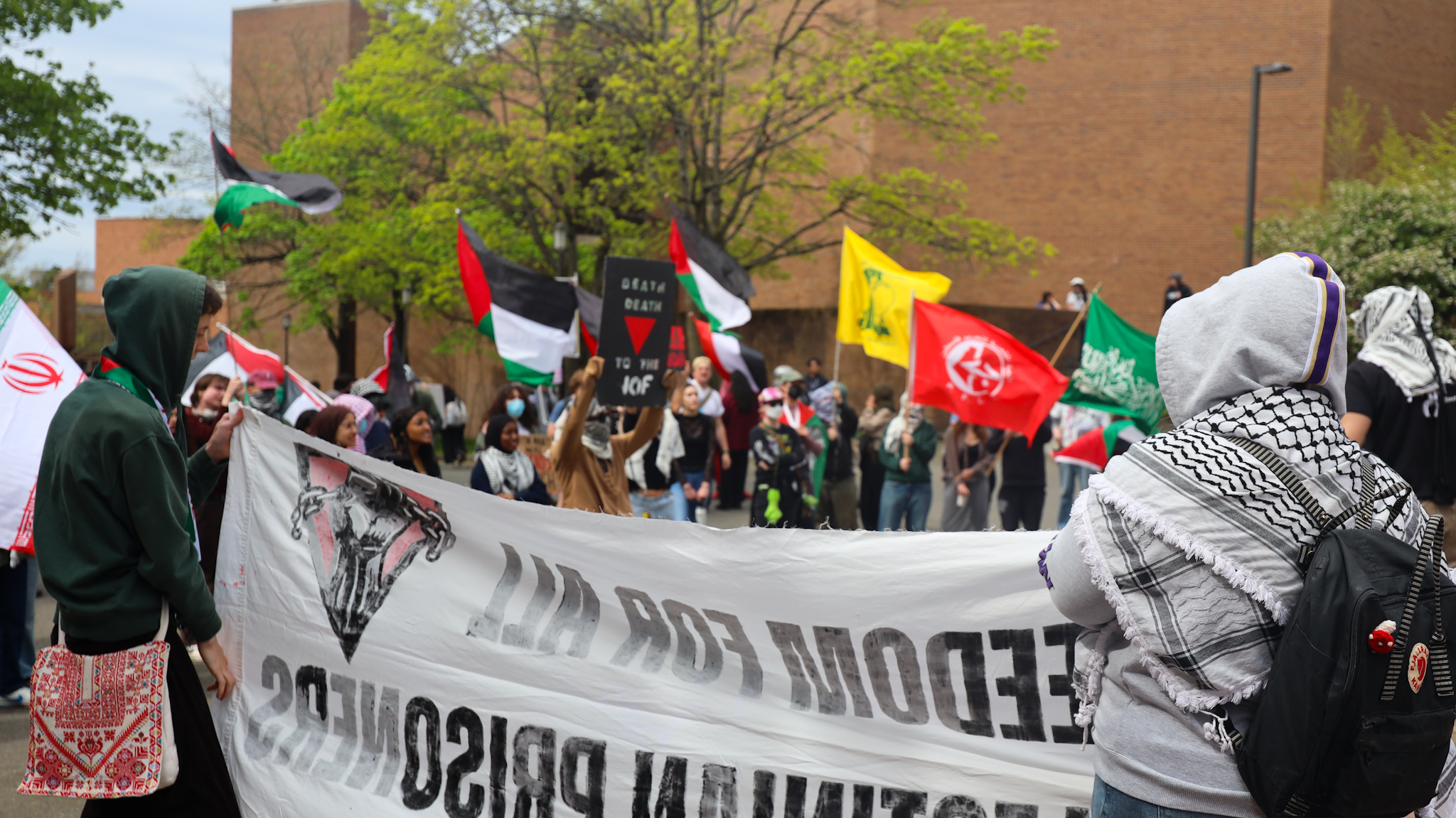 Former IOF soldier cancels last minute UW speech, where several Zionists agitate&nbsp;protesters