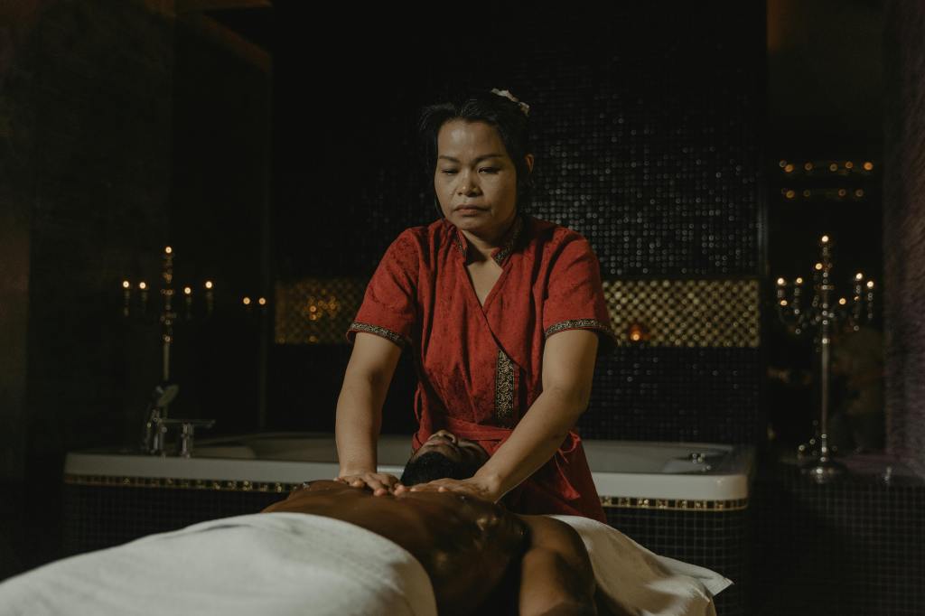 Massage parlor advocates launch demand letter after five raids in Asian-owned Bothell&nbsp;establishments