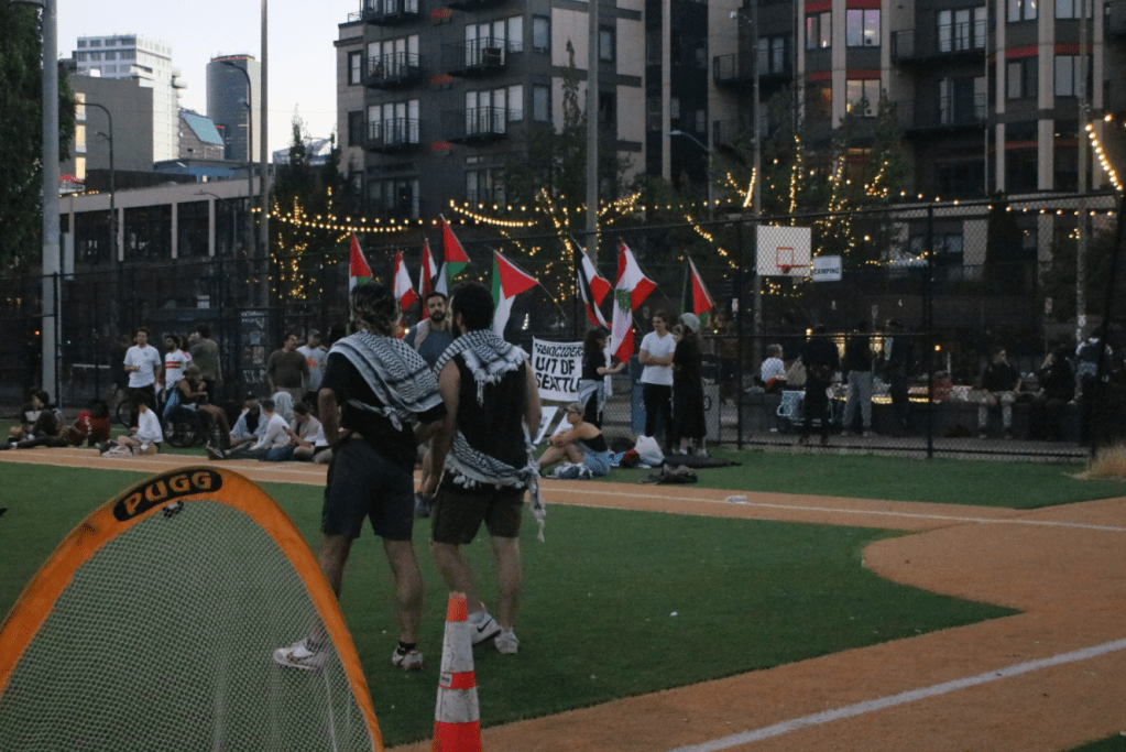 Seattle Palestinian activists turn IOF soldier speaking event into major flop and celebrate with football&nbsp;match