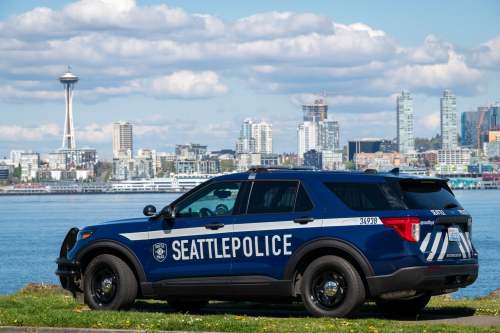 Mayor Katie Wilson searches for permanent police chief; hiring incentives to end come&nbsp;September