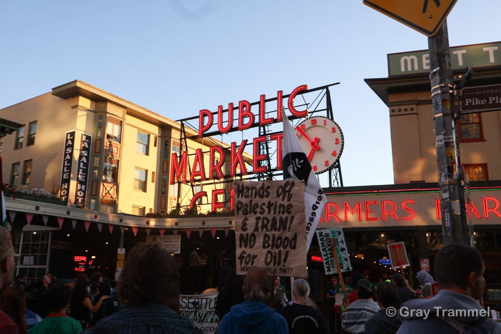 Seattle Against War brings attention to 200 days of U.S. and Israel’s war in Iran and demands end to suffering and&nbsp;destruction